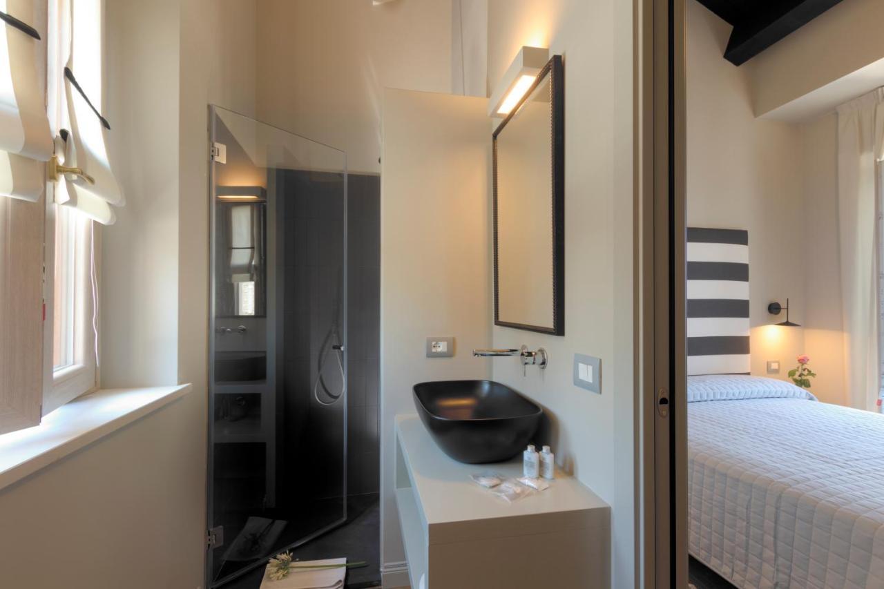 Diecidodici Boutiquerooms Sirolo Ngoại thất bức ảnh